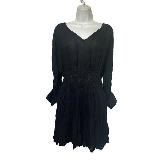 Volcom Dresses & Skirts - volcom black long sleeve Crinkle Gauze crochet sleeve waist dress Size M